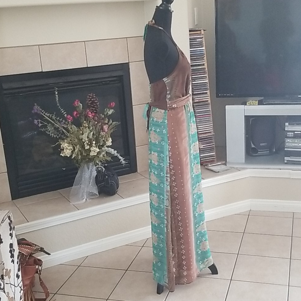 Dress - Picture 4 of 5